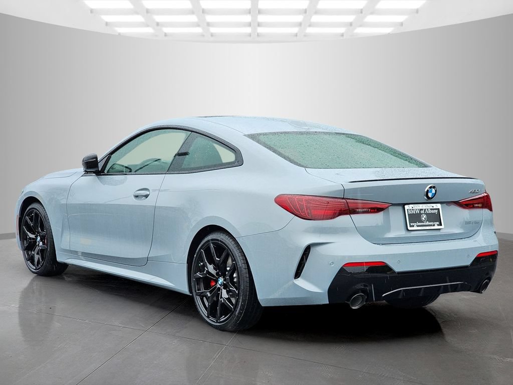 Used 2026 BMW 430i Coupe w/ M Sport Package RWD image 4