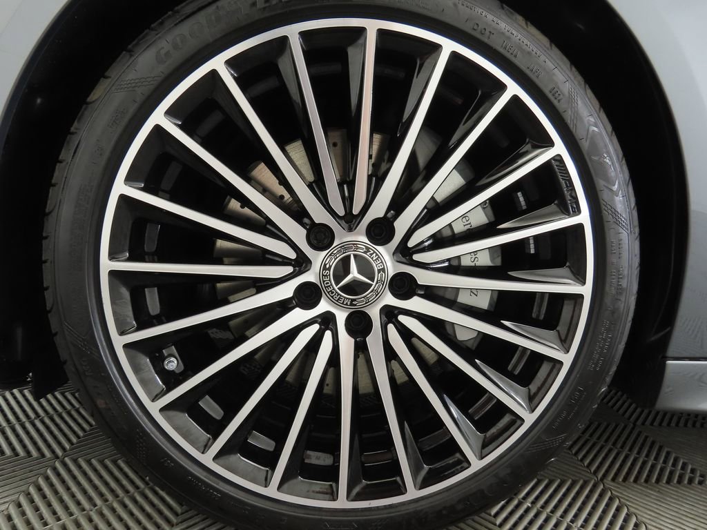 New 2025 Mercedes-Benz C 300 4MATIC Sedan image 30