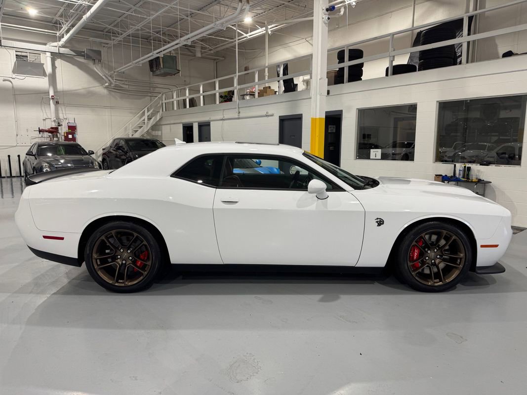Used 2023 Dodge Challenger SRT Hellcat w/ Driver Convenience Group image 8
