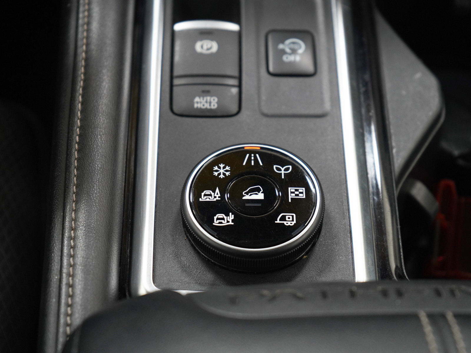 Used 2022 Nissan Pathfinder S AWD/4WD image 19