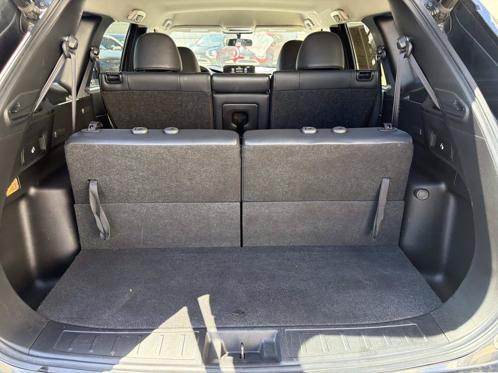 Used 2024 Mitsubishi Outlander FWD image 5