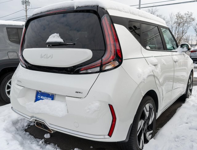 Used 2023 Kia Soul GT-Line image 4
