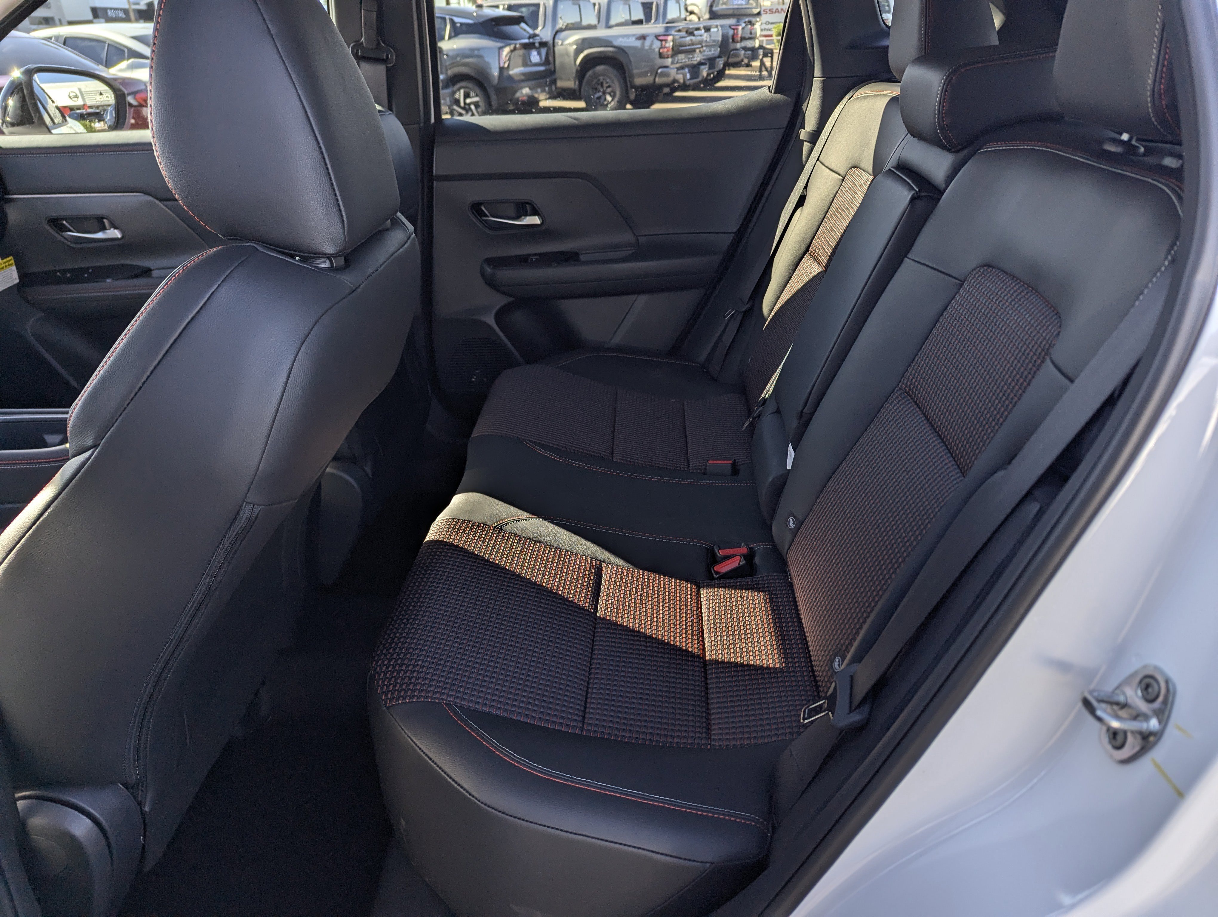 New 2026 Nissan Kicks SR image 8