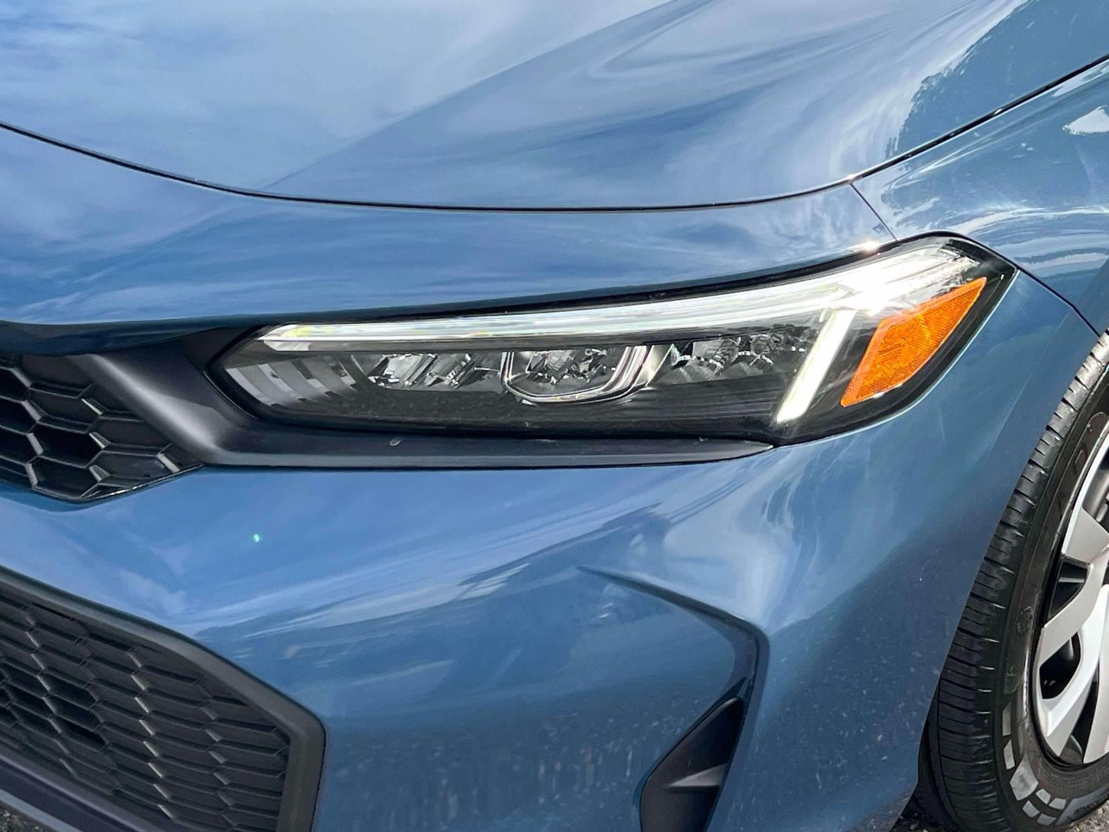 Used 2025 Honda Civic LX image 7