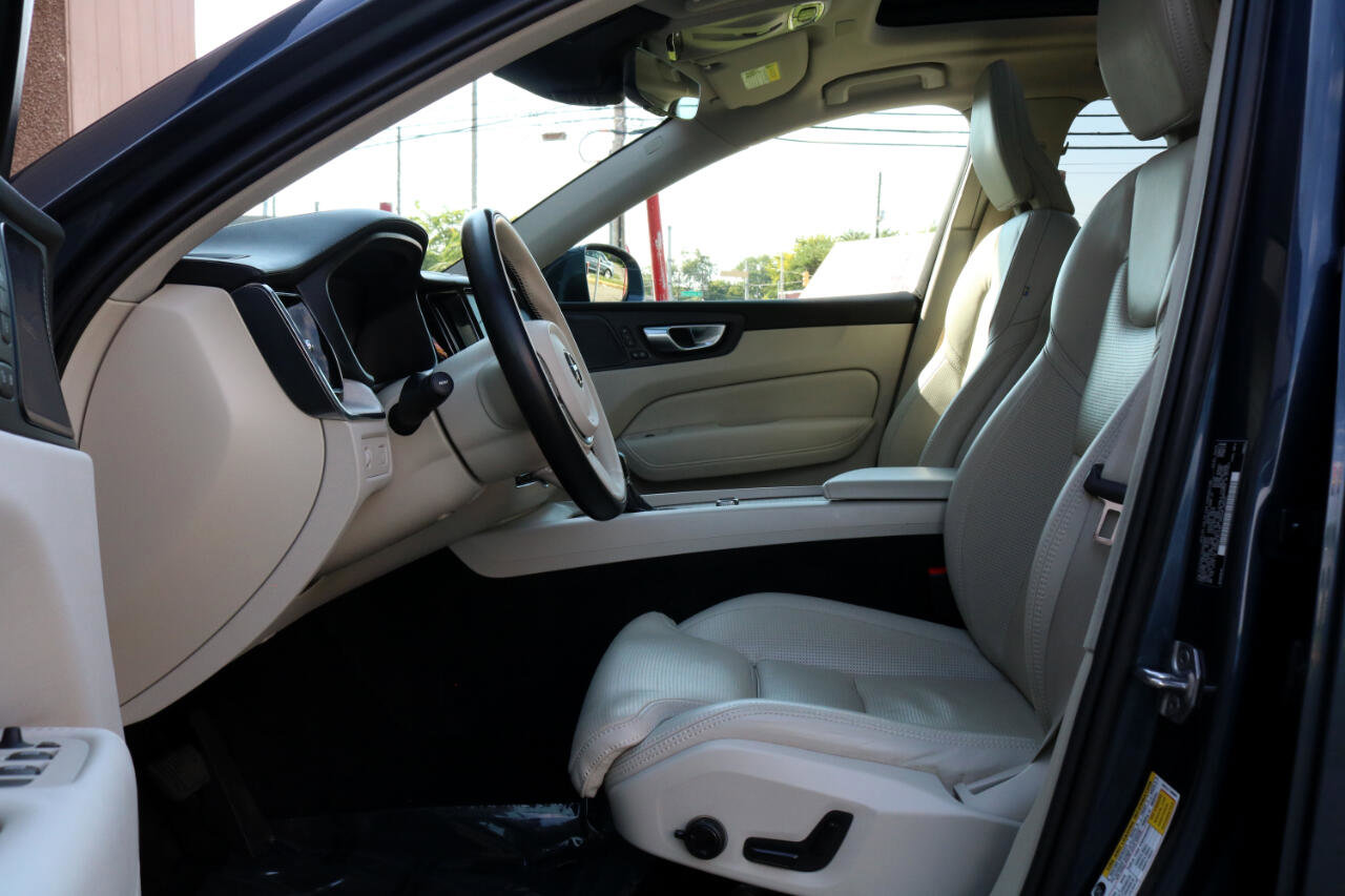 Used 2021 Volvo XC60 T5 Inscription w/ Climate Package image 15