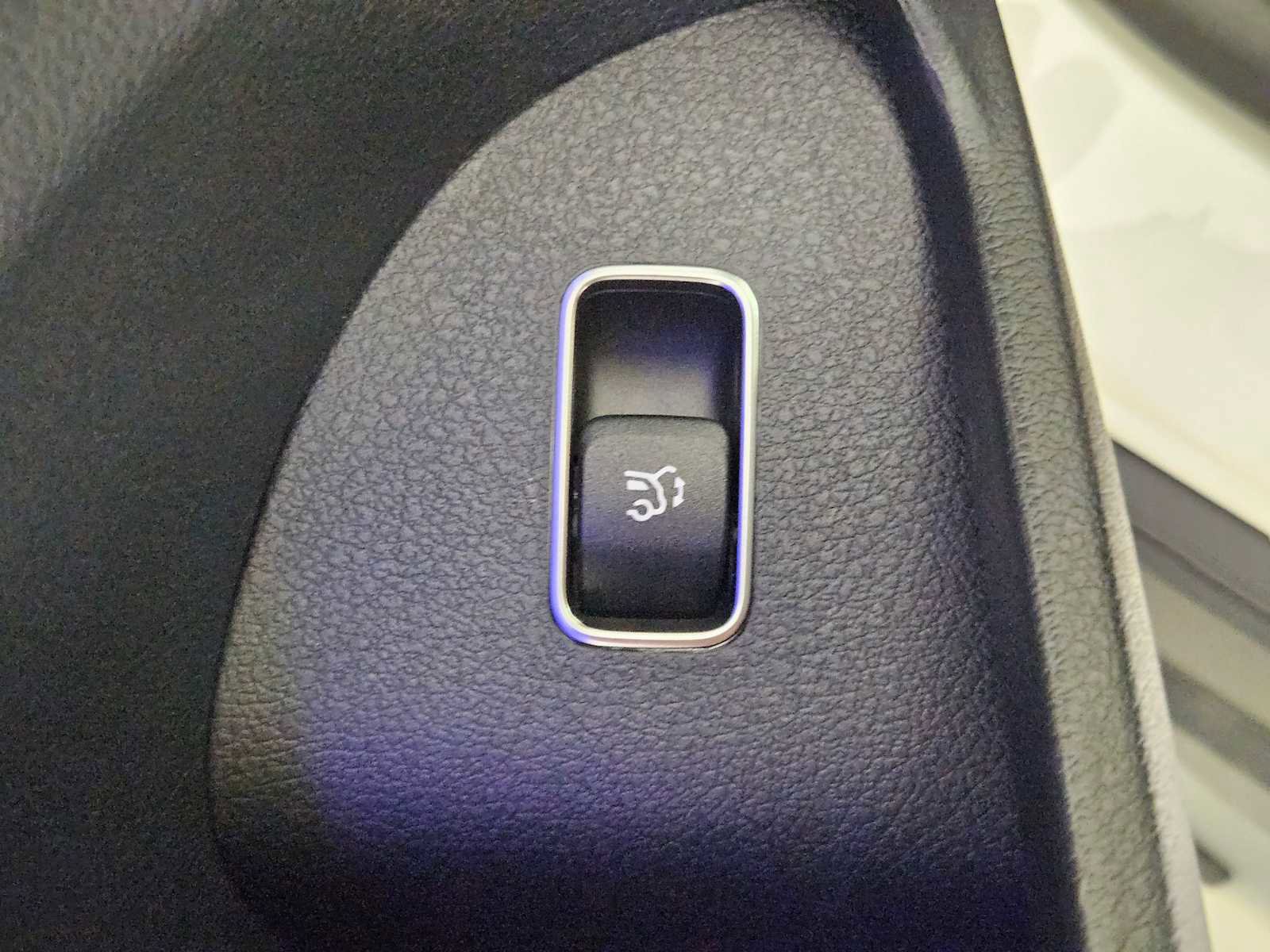 New 2025 Mercedes-Benz GLE 53 AMG 4MATIC Coupe image 40