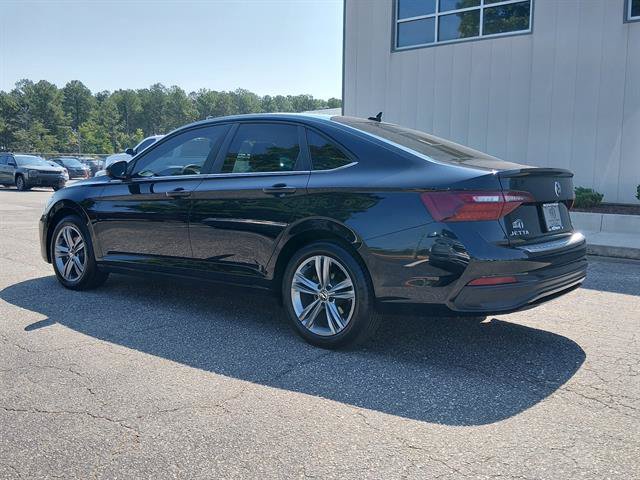 Used 2023 Volkswagen Jetta SE FWD image 5