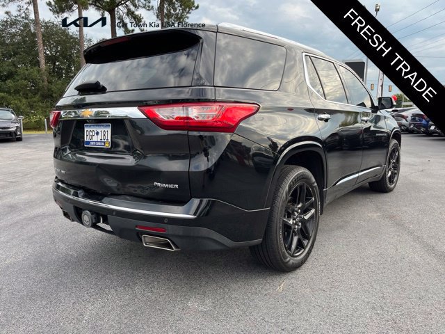 Used 2020 Chevrolet Traverse Premier w/ LPO, Floor Liner Package AWD/4WD image 2