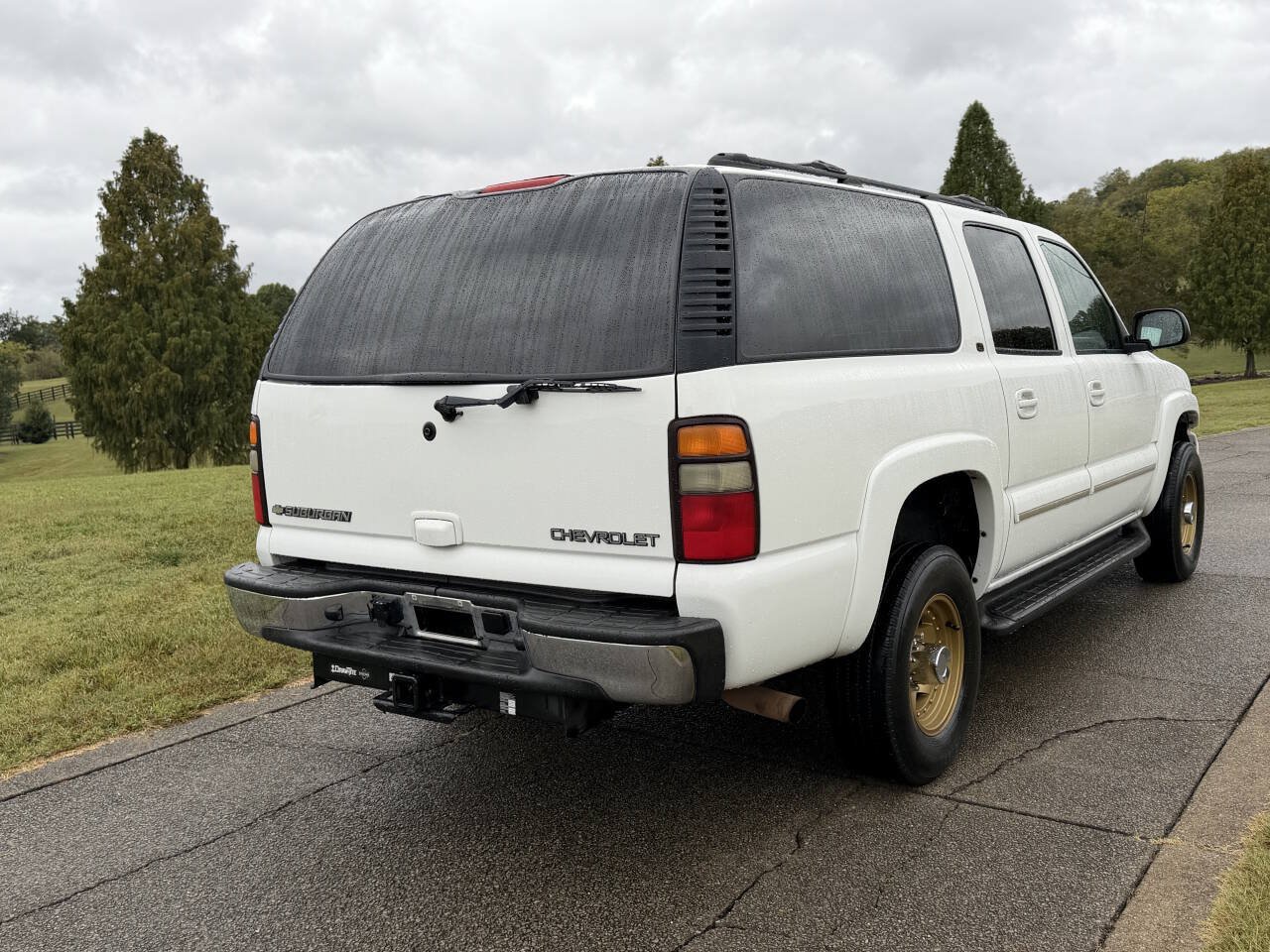 Used 2004 Chevrolet Suburban 2500 LT w/ Preferred Equipment Group AWD/4WD image 43