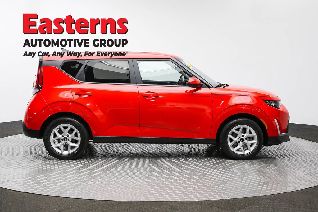 Used 2024 Kia Soul LX w/ Option Group 015 image 4