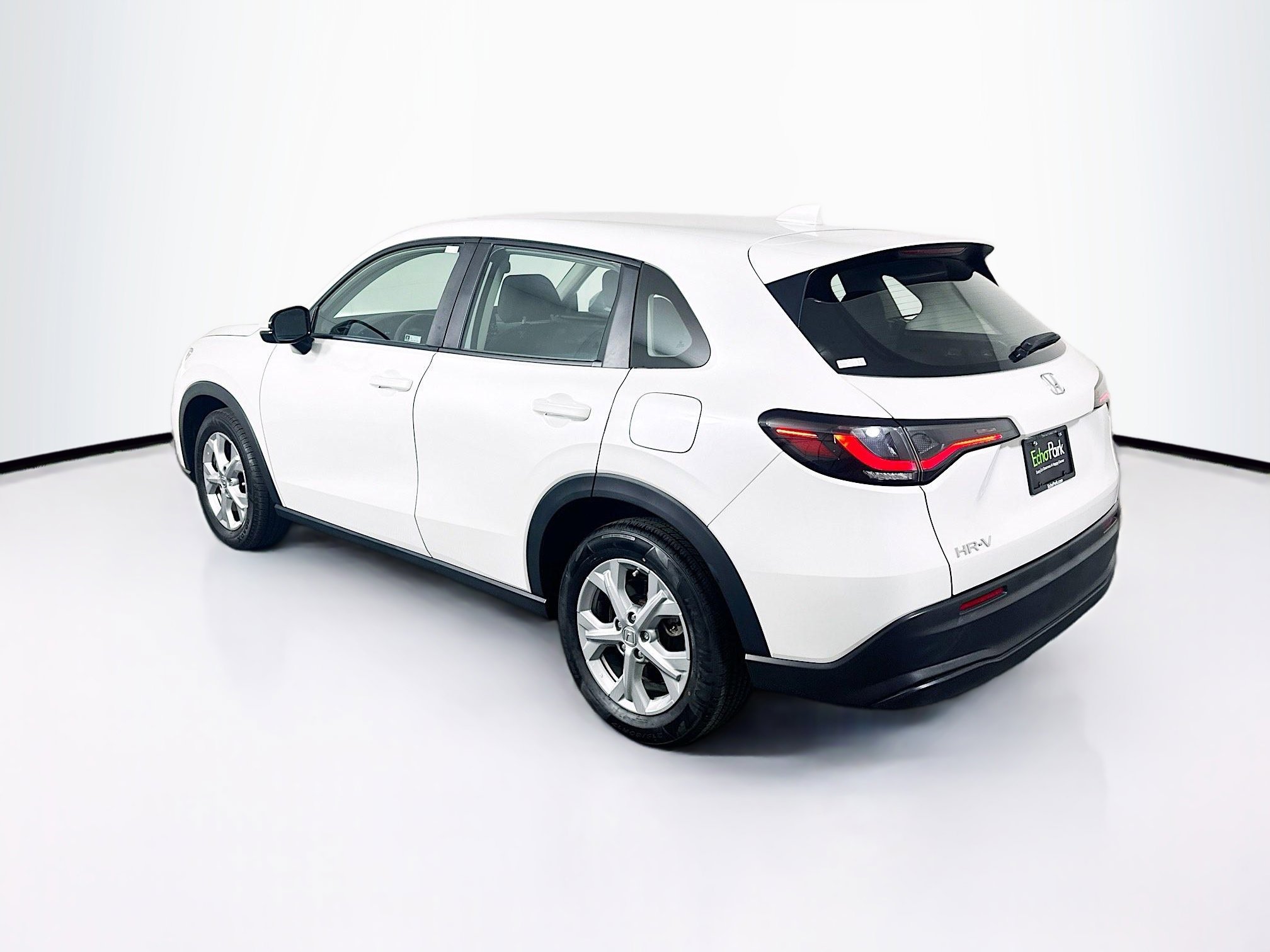 Used 2023 Honda HR-V LX image 5
