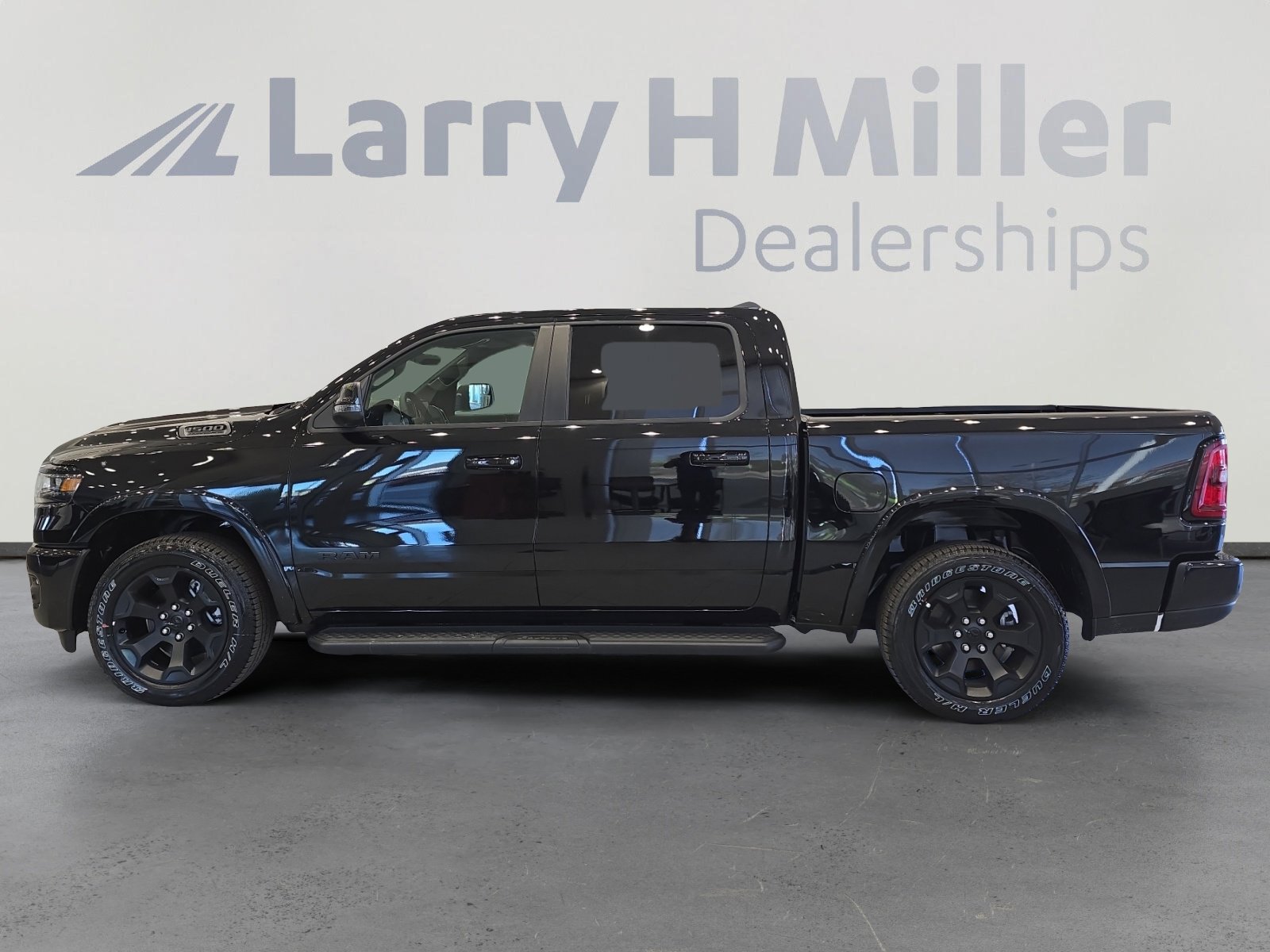 New 2026 RAM 1500 Big Horn AWD/4WD image 2