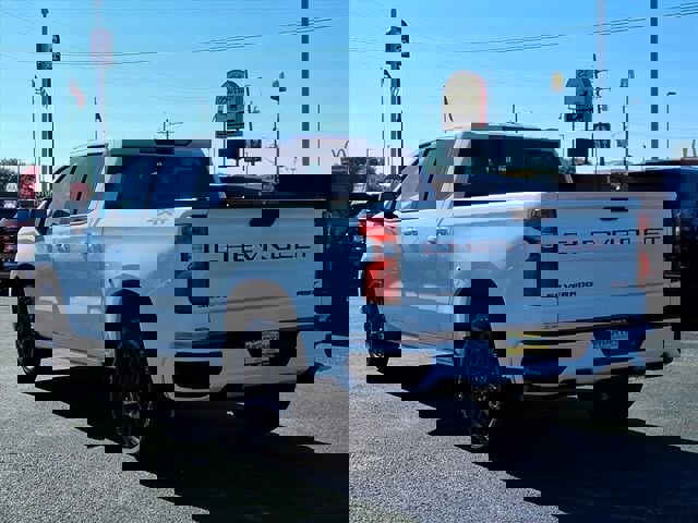 New 2026 Chevrolet Silverado 1500 RST w/ Dark Appearance Package image 7