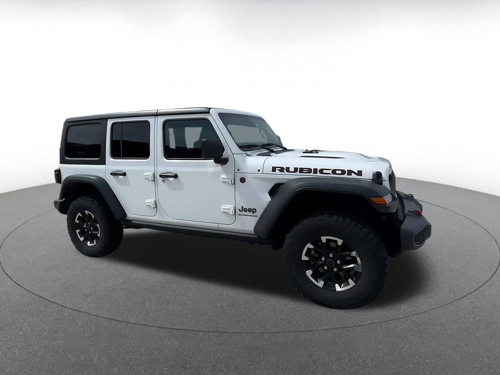 Used 2025 Jeep Wrangler Unlimited Rubicon AWD/4WD image 2
