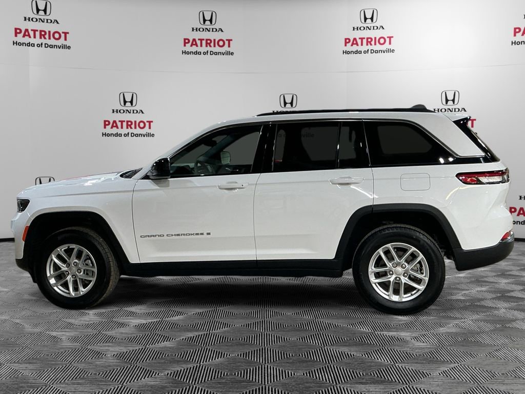 Used 2024 Jeep Grand Cherokee Laredo X w/ Luxury Tech Group I image 2