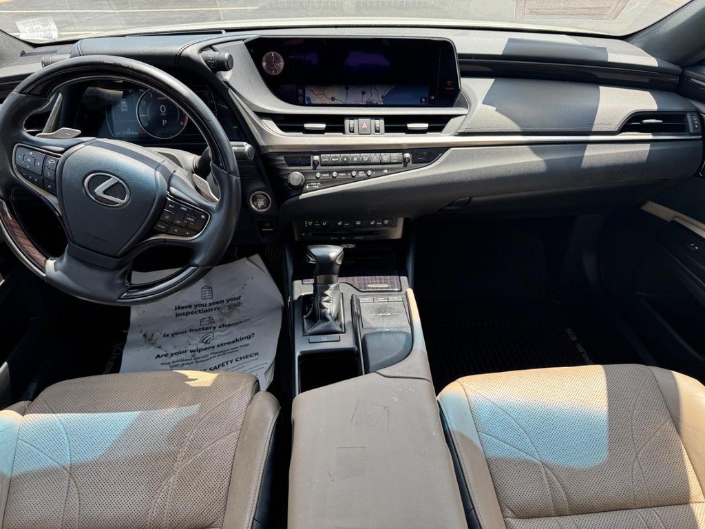 Used 2019 Lexus ES 350 w/ Accessory Package FWD image 12