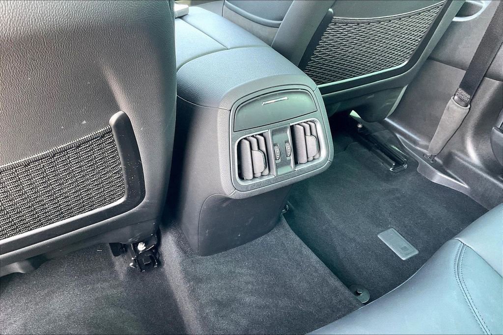 Used 2022 Maserati Levante GT image 10