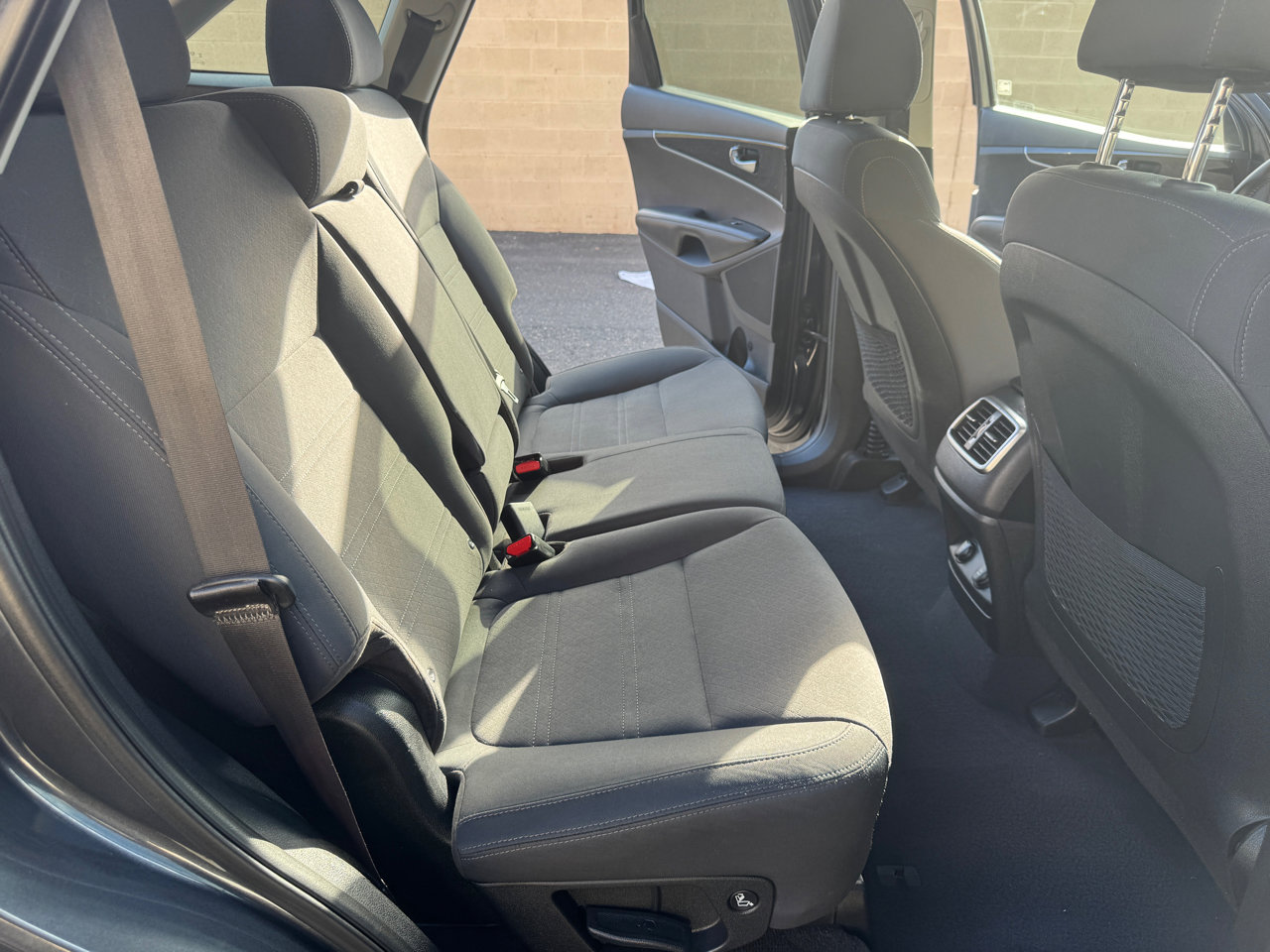 Used 2020 Kia Sorento LX w/ LX I4 Convenience Package image 27