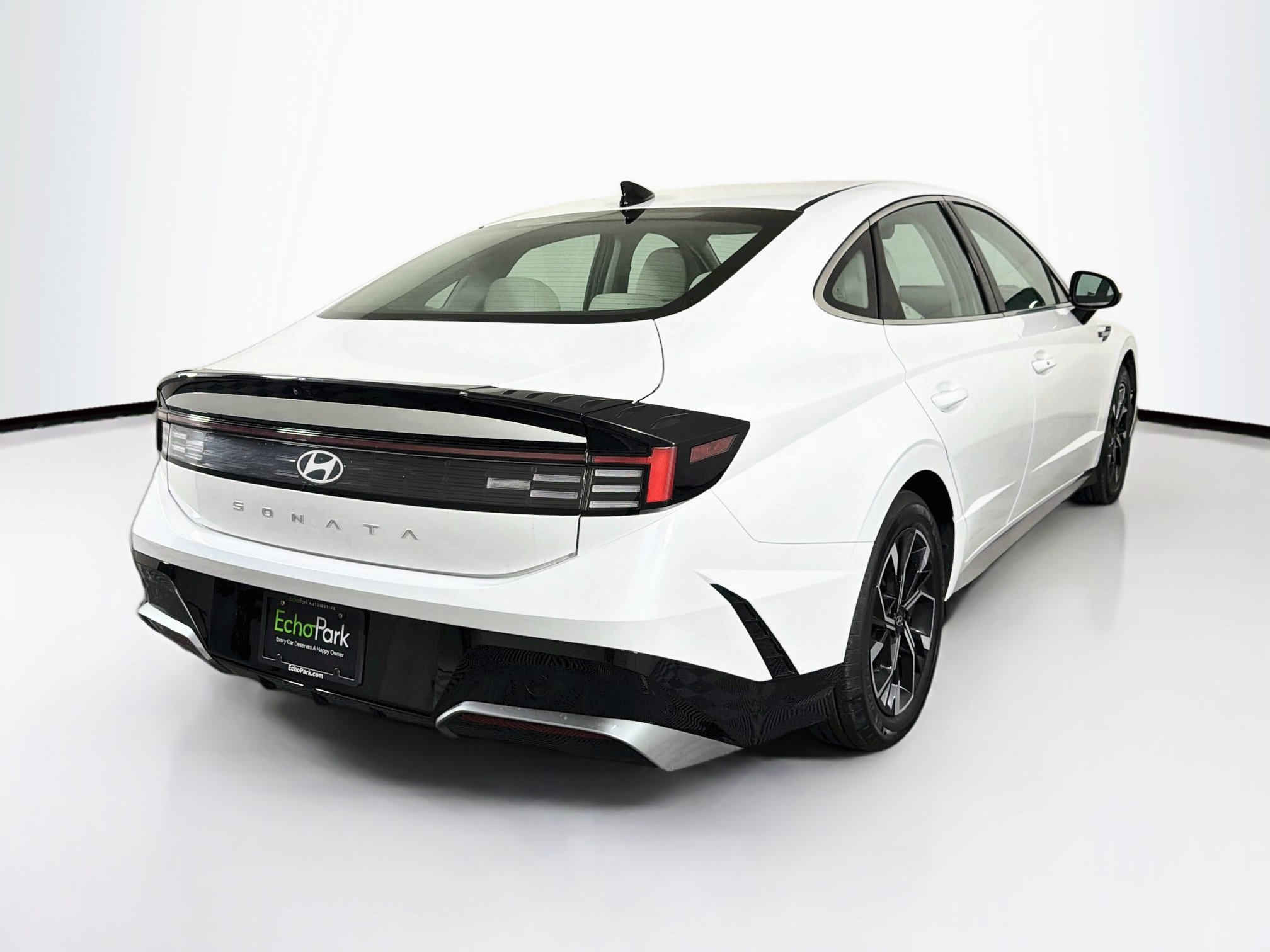 Used 2024 Hyundai Sonata SEL FWD image 9
