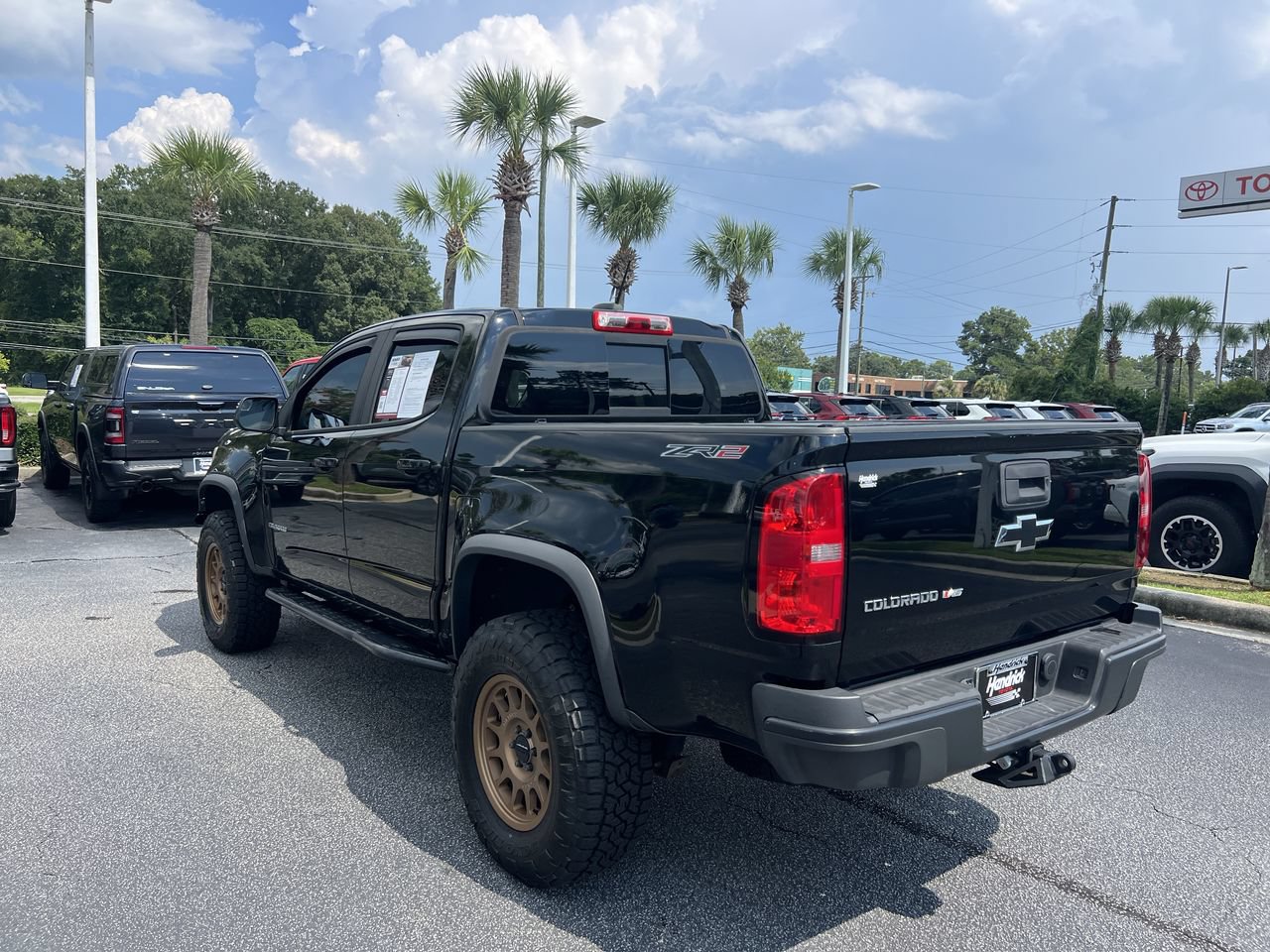 Used 2018 Chevrolet Colorado ZR2 AWD/4WD image 8