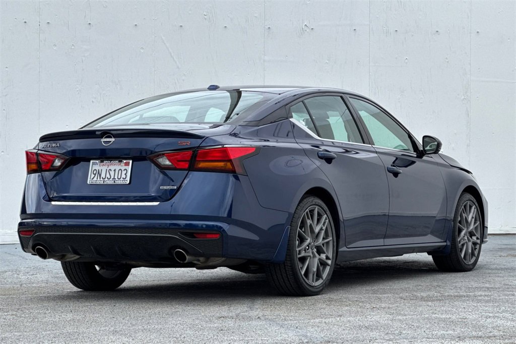 Certified 2023 Nissan Altima 2.0 SR image 4