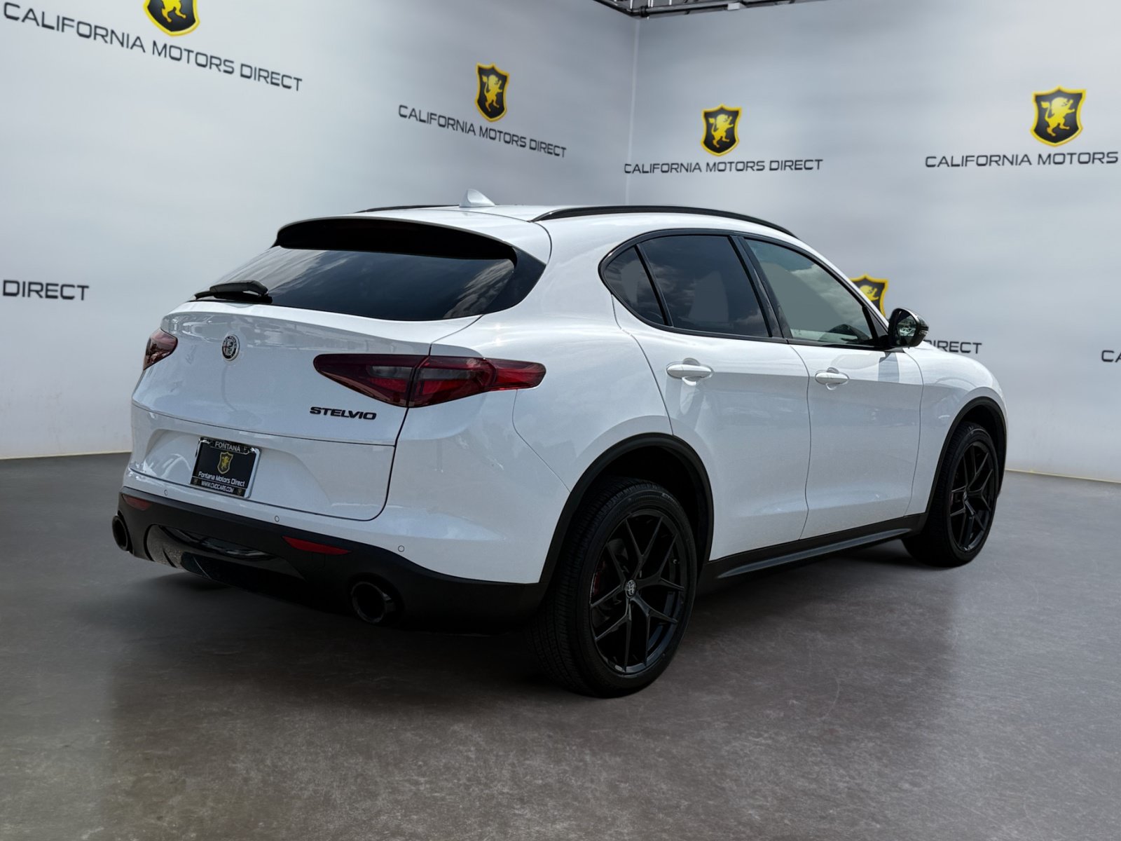 Used 2020 Alfa Romeo Stelvio w/ Nero Edizione RWD image 5