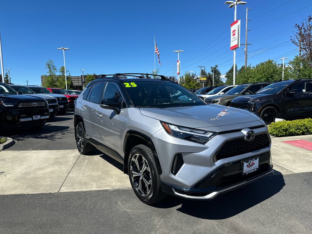 Certified 2025 Toyota RAV4 XSE AWD/4WD image 7