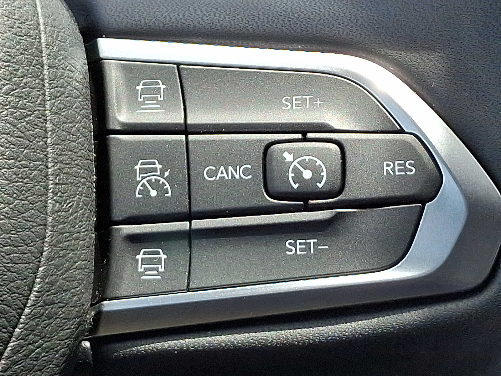 Used 2024 Jeep Compass Limited AWD/4WD image 22