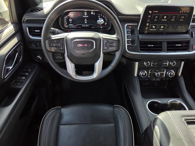 Used 2023 GMC Yukon SLT w/ SLT Premium Package image 13