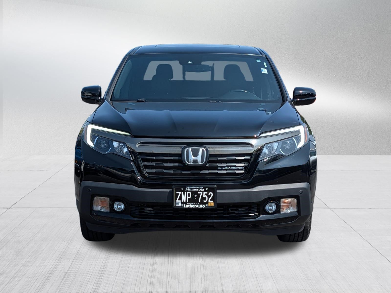 Used 2017 Honda Ridgeline Black Edition image 2