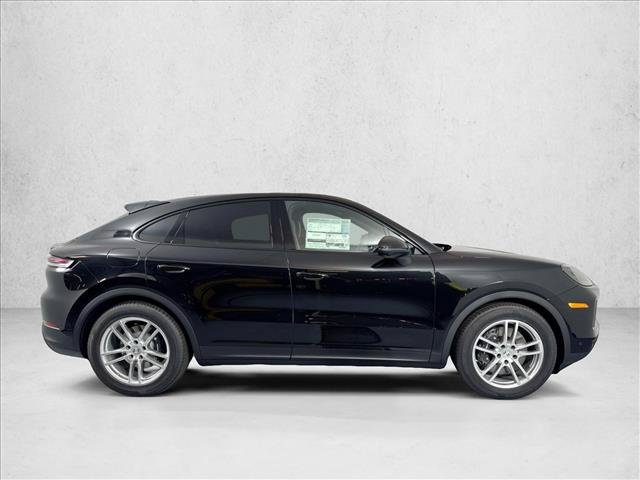 Used 2025 Porsche Cayenne Coupe AWD/4WD image 8
