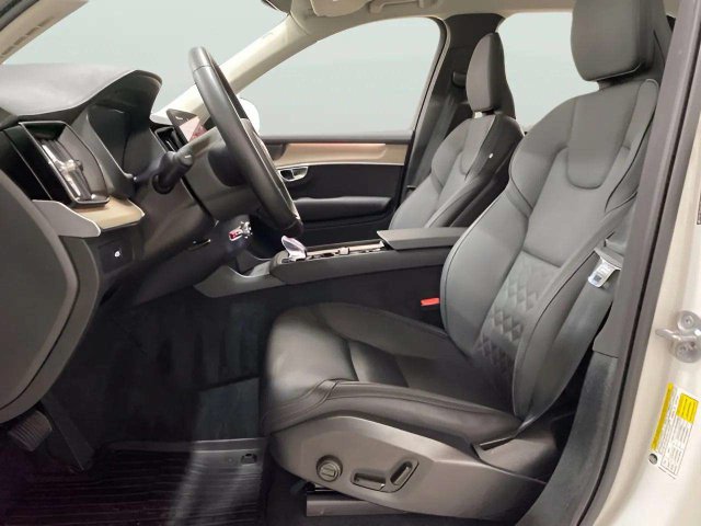 Used 2025 Volvo XC90 B6 Plus w/ Protection Package Premier AWD/4WD image 61