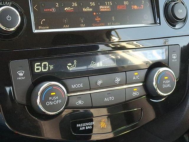 Used 2020 Nissan Rogue Sport SV image 17