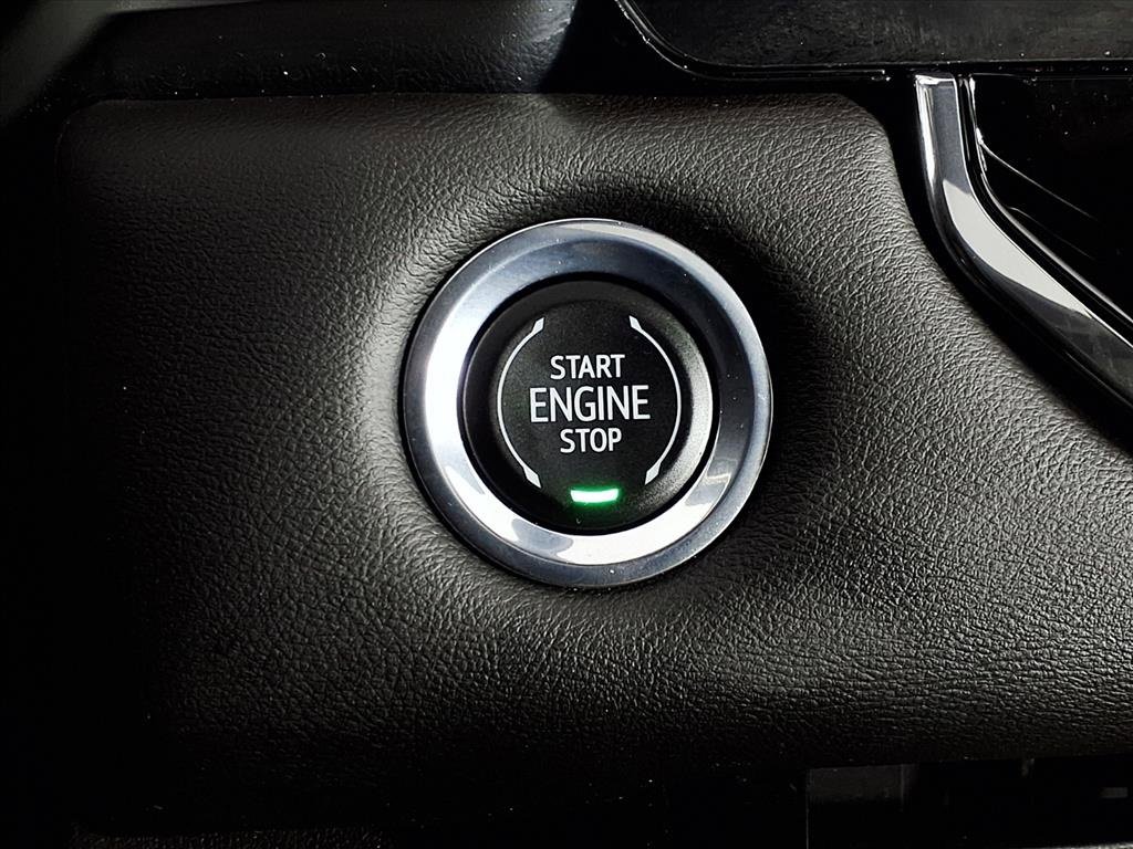 Used 2023 GMC Canyon Elevation w/ Elevation Premium Package image 18