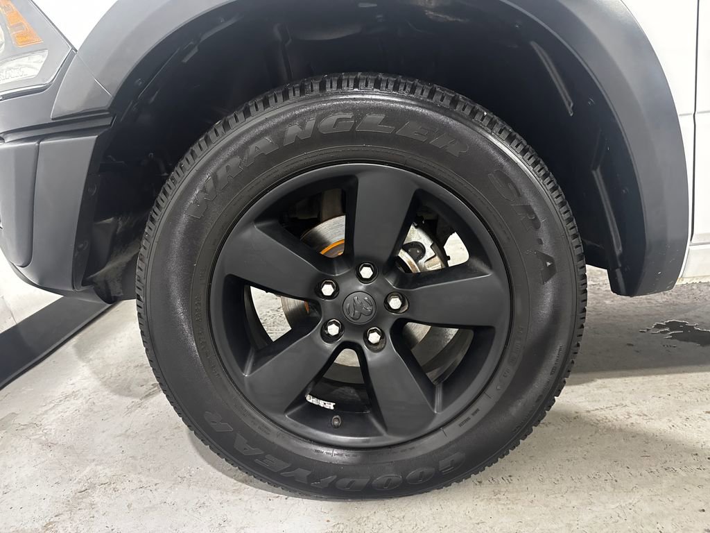 Used 2019 RAM 1500 Classic Warlock image 8