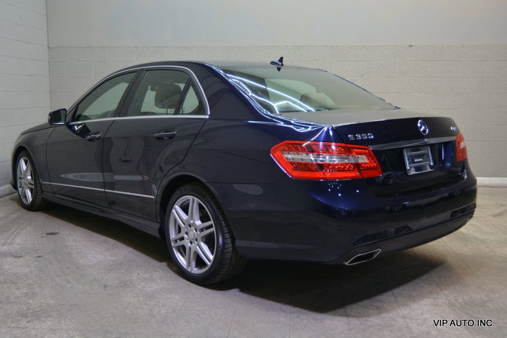 Used 2010 Mercedes-Benz E 350 4MATIC Sedan image 3