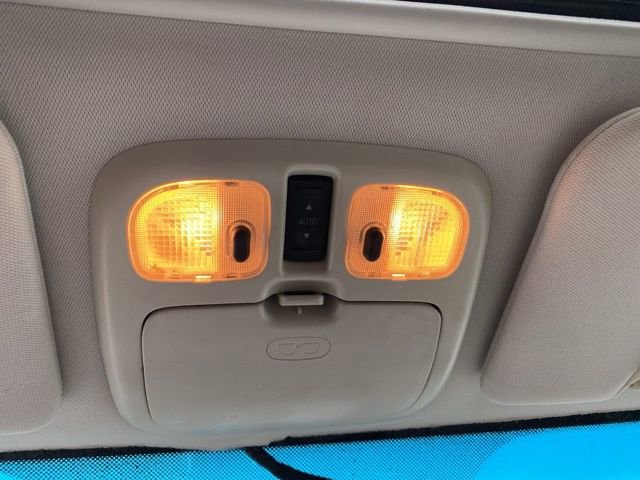 Used 2010 Ford Escape XLT image 21