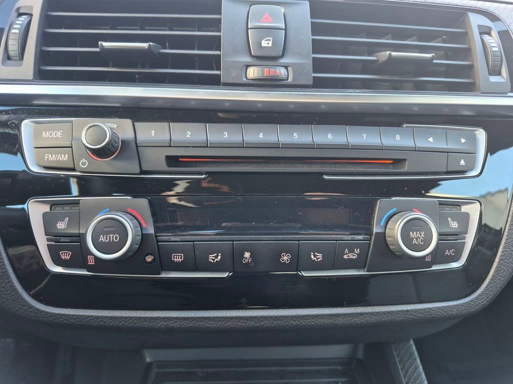 Used 2018 BMW M2 Base image 16