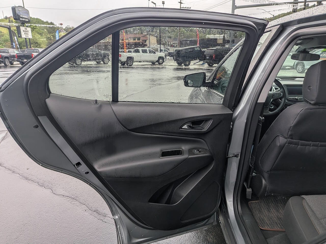 Used 2024 Chevrolet Equinox LT AWD/4WD image 16