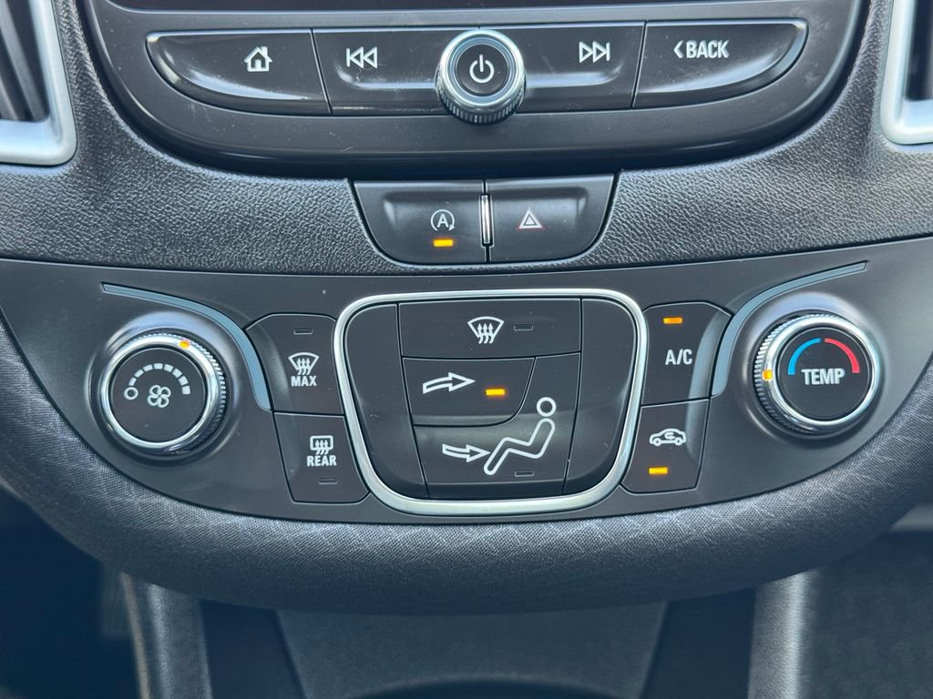 Used 2022 Chevrolet Malibu LS image 24