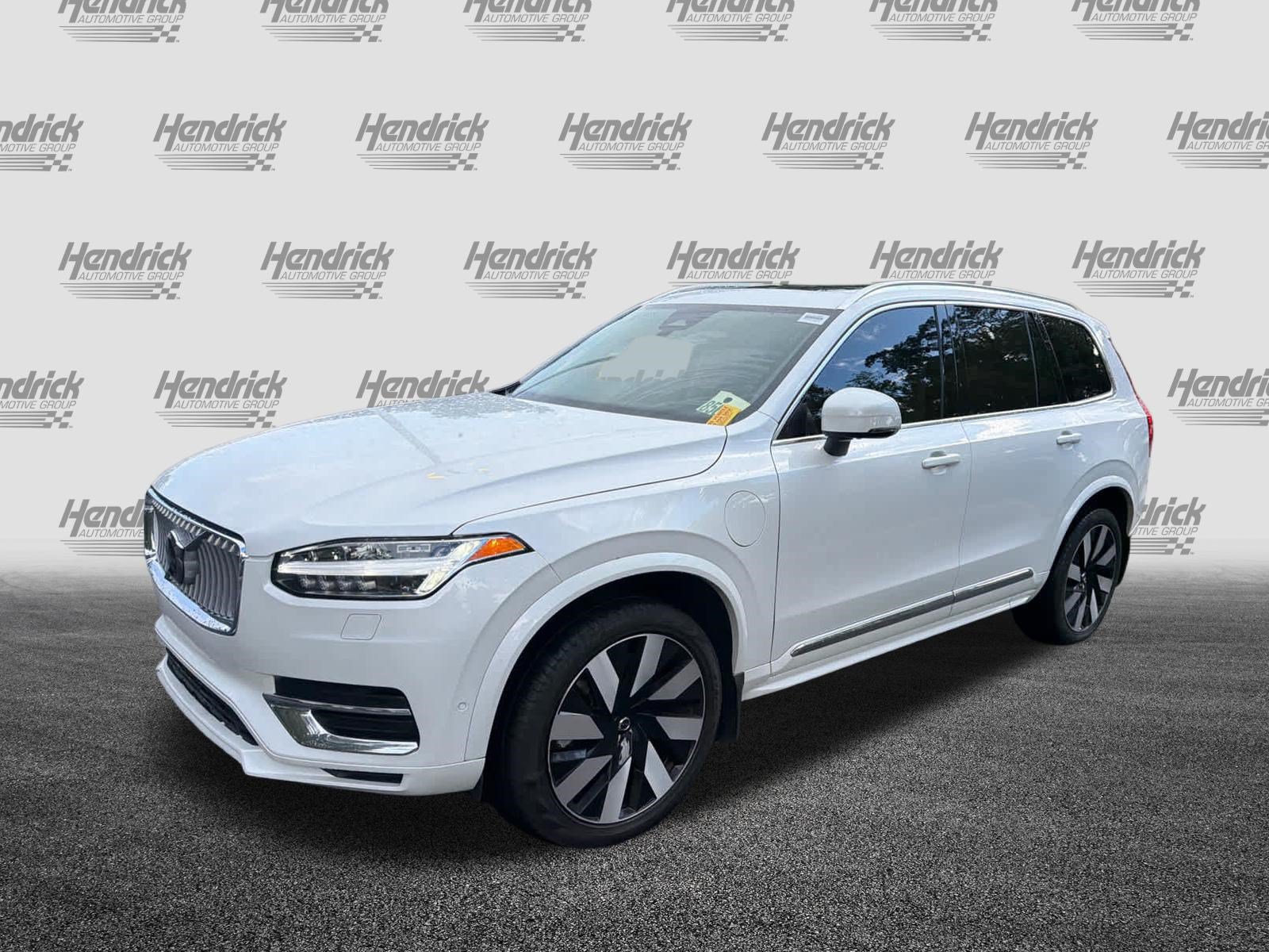 Certified 2025 Volvo XC90 T8 Ultra w/ Protection Package Premier AWD/4WD image 7