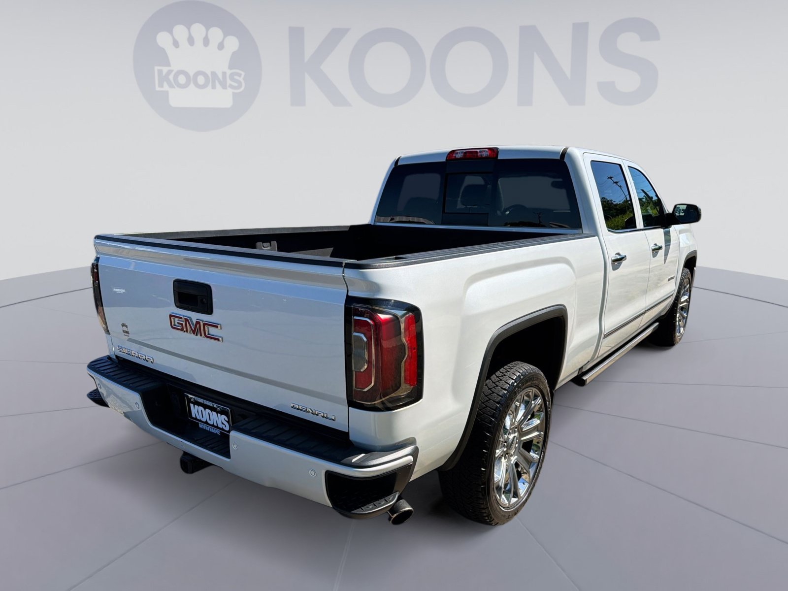 Used 2017 GMC Sierra 1500 Denali w/ Denali Ultimate Package AWD/4WD image 7