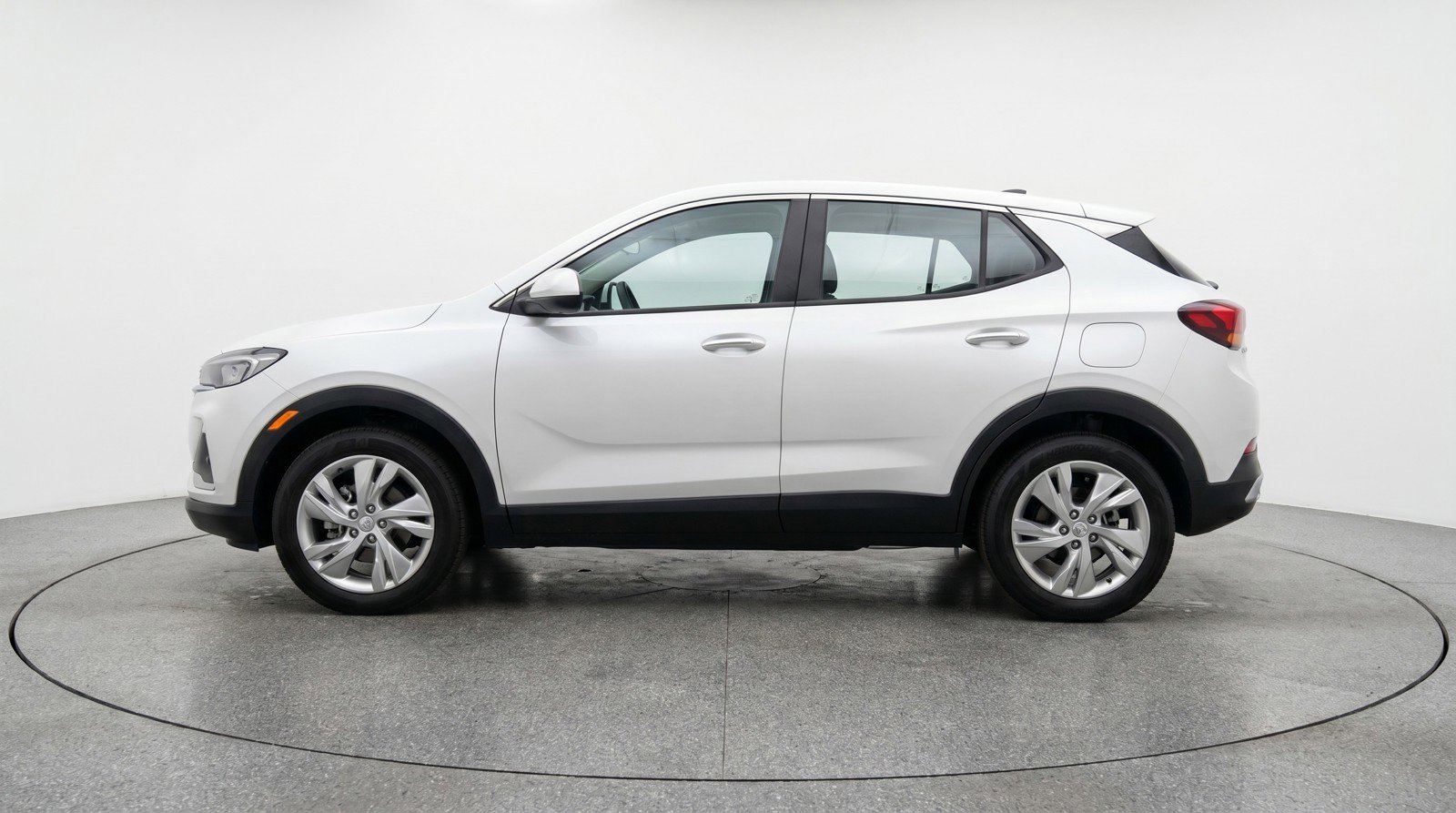 Used 2025 Buick Encore GX Preferred AWD/4WD image 5