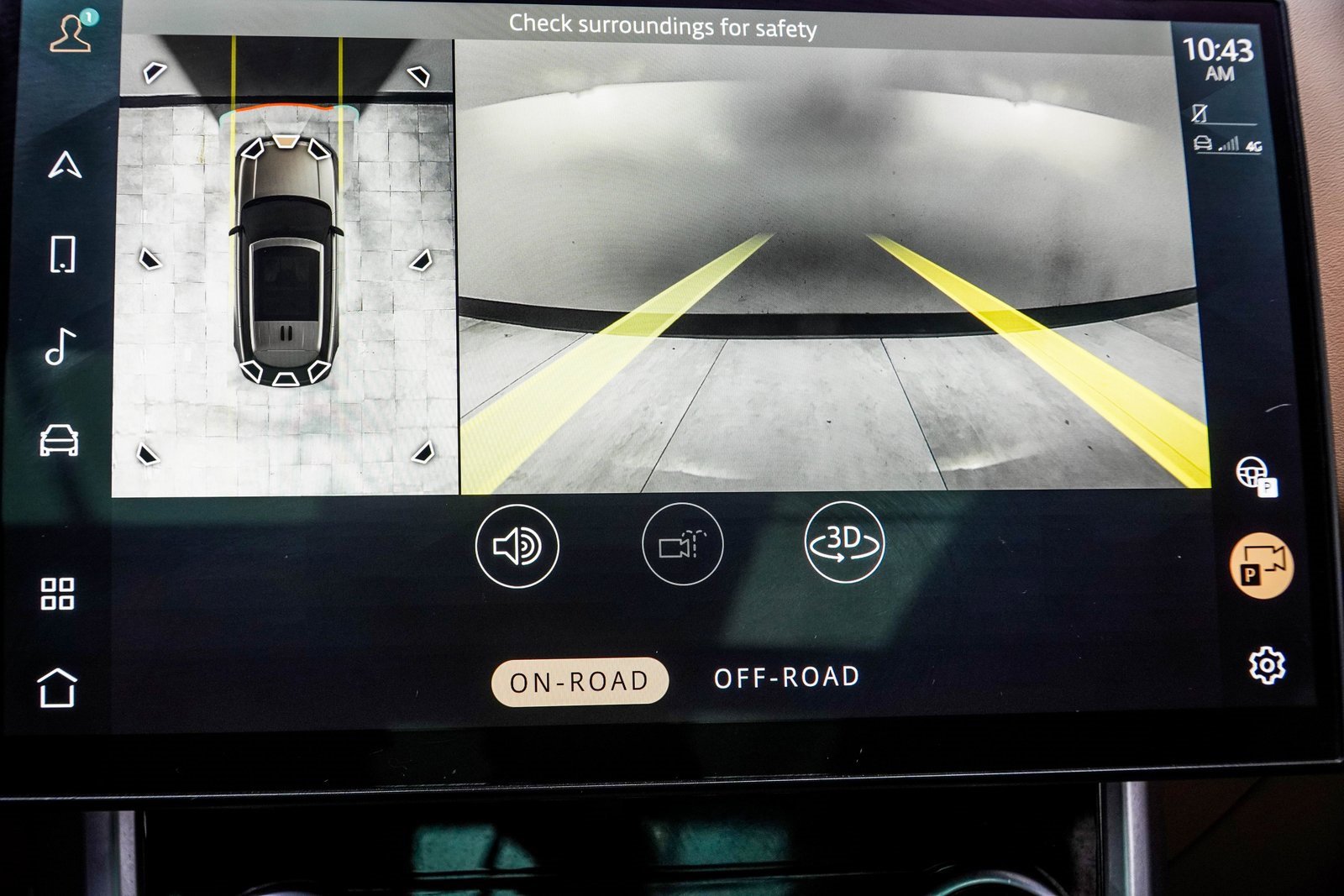 Used 2023 Land Rover Range Rover SE image 23