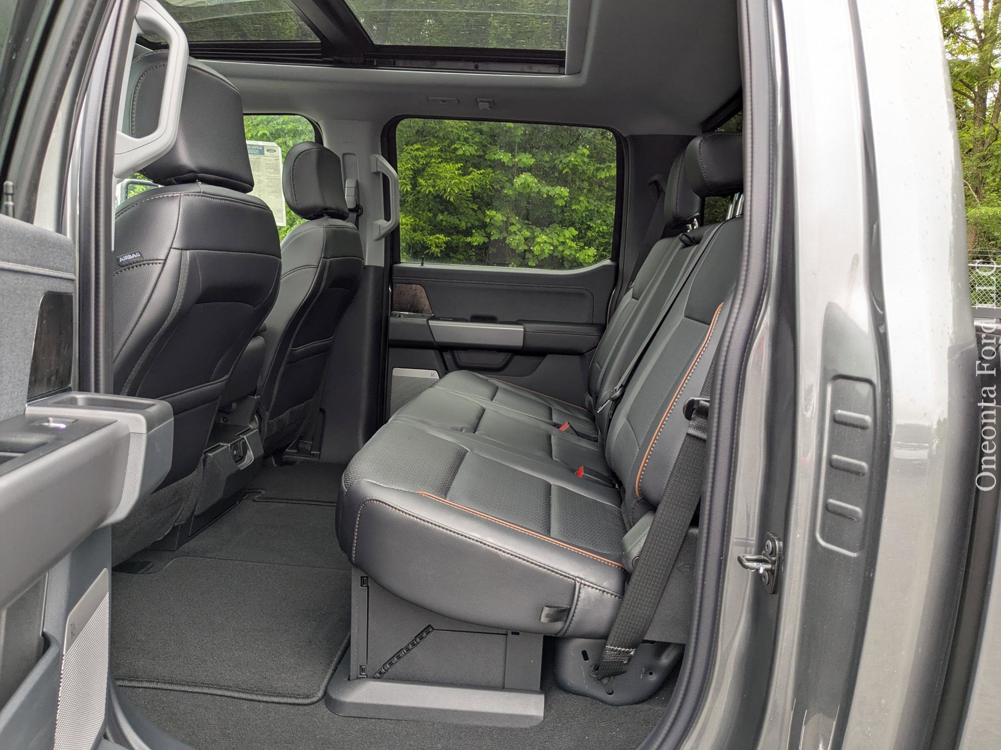 New 2025 Ford F350 Lariat w/ Chrome Package image 14
