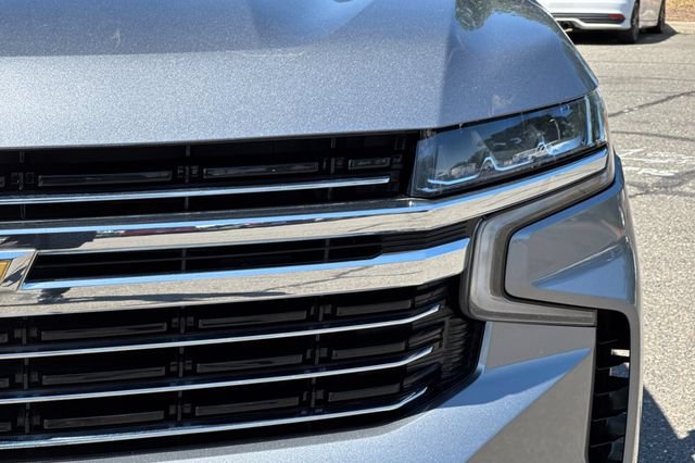Used 2022 Chevrolet Suburban LT AWD/4WD image 53