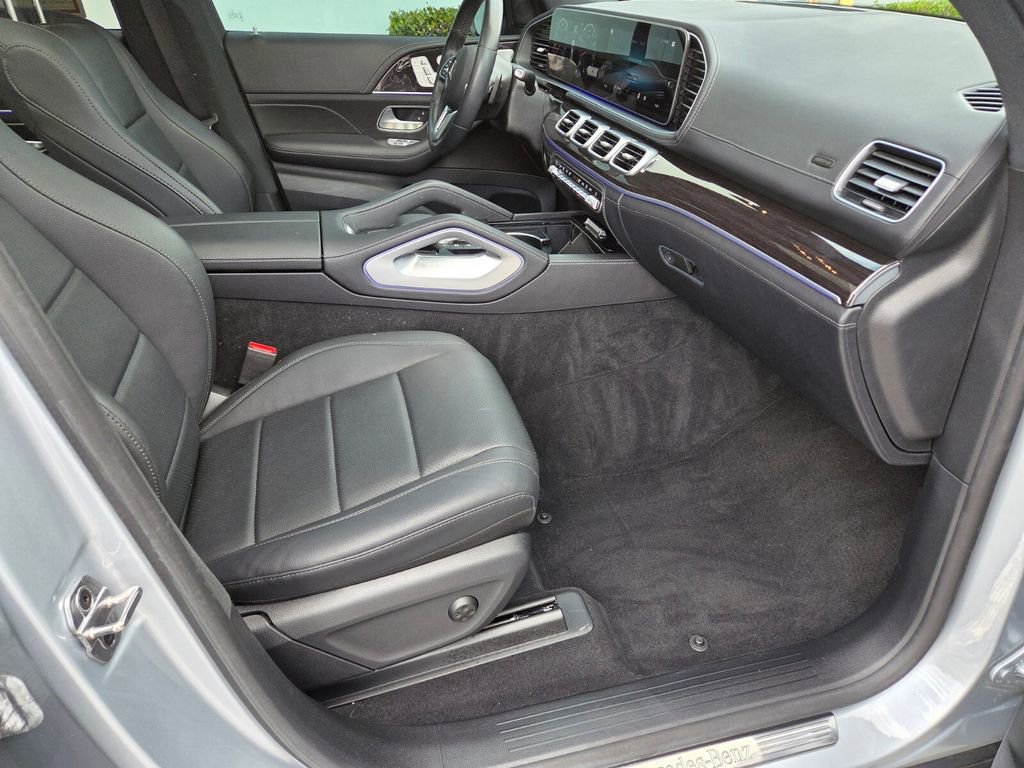 Used 2022 Mercedes-Benz GLE 350 4MATIC image 11
