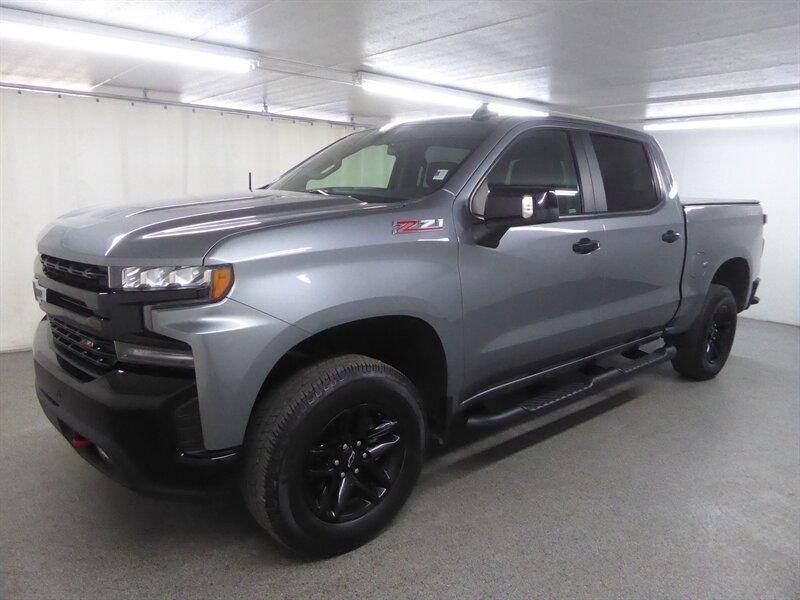 Used 2021 Chevrolet Silverado 1500 LT Trail Boss w/ Convenience Package II AWD/4WD image 3