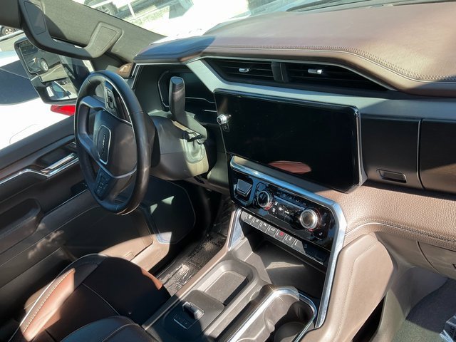 Used 2024 GMC Sierra 2500 Denali w/ Denali Reserve Package image 14