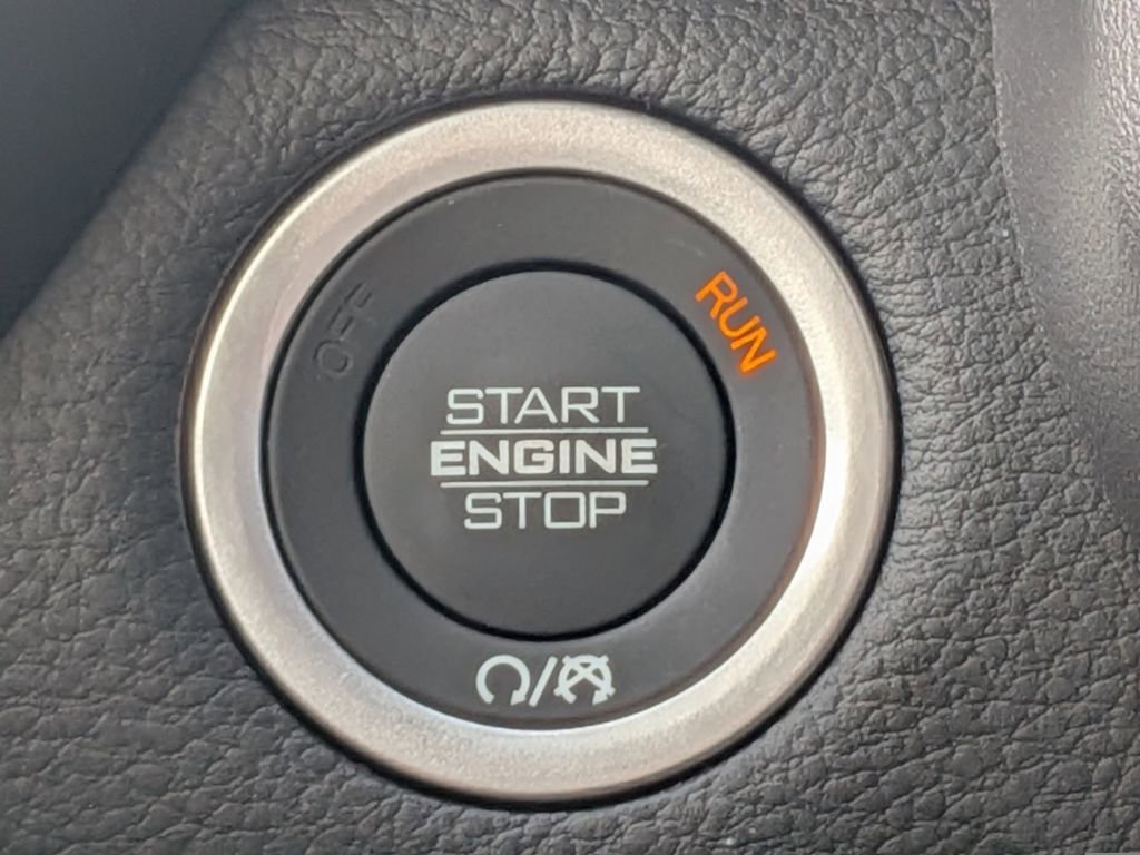 New 2026 RAM 1500 4x4 Crew Cab image 39